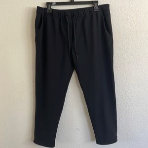 Lululemon trouser size 10-12